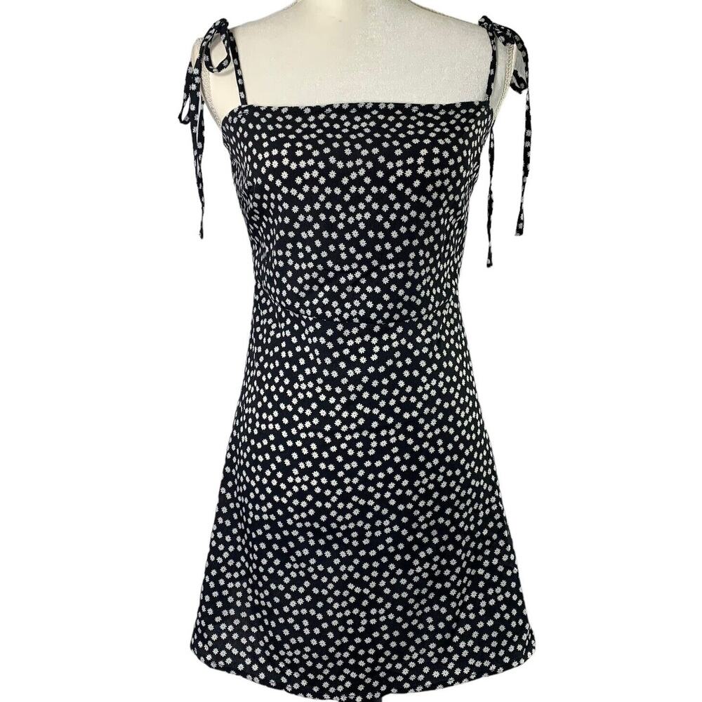 Womens Sundress Size Small Black White Floral Tie Strap Beach Coverup Summer‎